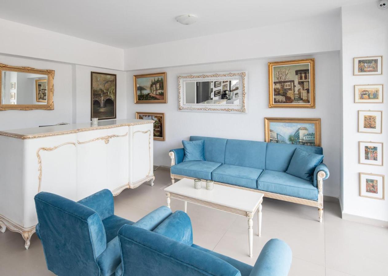Light Blue Hotel Nea Kallikrateia Exterior photo