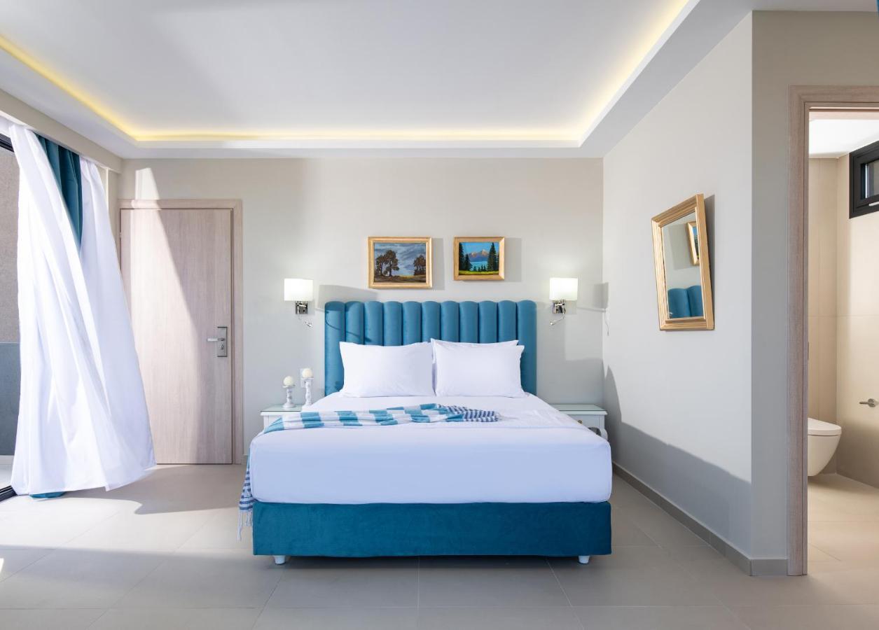 Light Blue Hotel Nea Kallikrateia Exterior photo