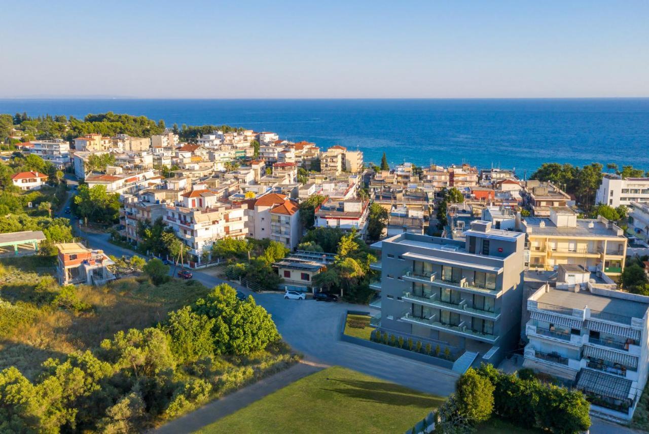 Light Blue Hotel Nea Kallikrateia Exterior photo