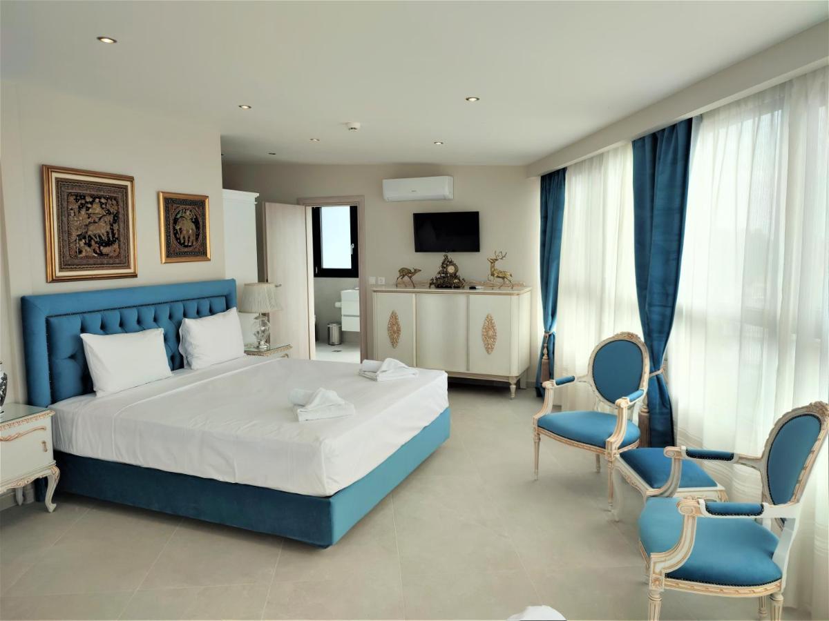 Light Blue Hotel Nea Kallikrateia Exterior photo