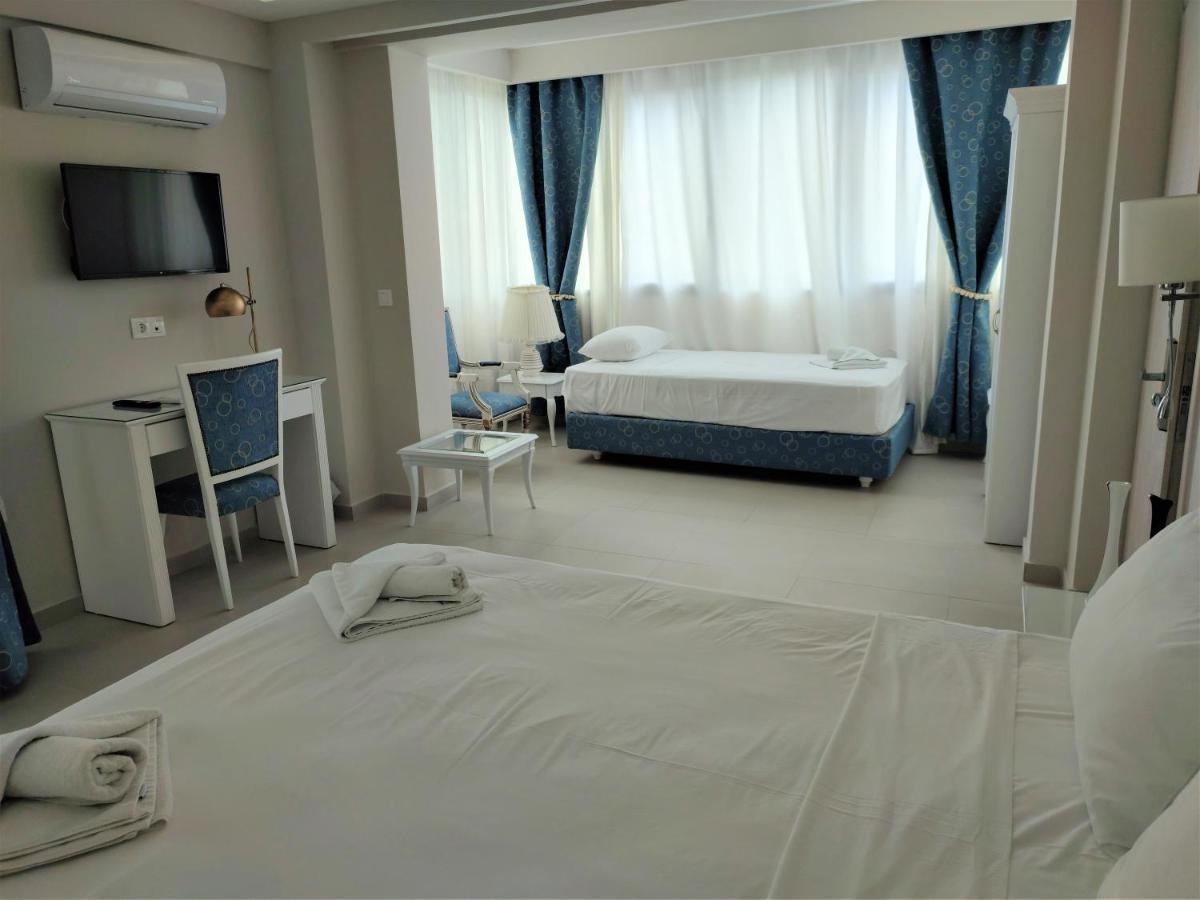 Light Blue Hotel Nea Kallikrateia Exterior photo